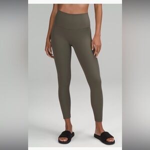 LULULEMON ALIGN™ RIBBED HIGH-RISE PANT 25" - Army Green. Size 2